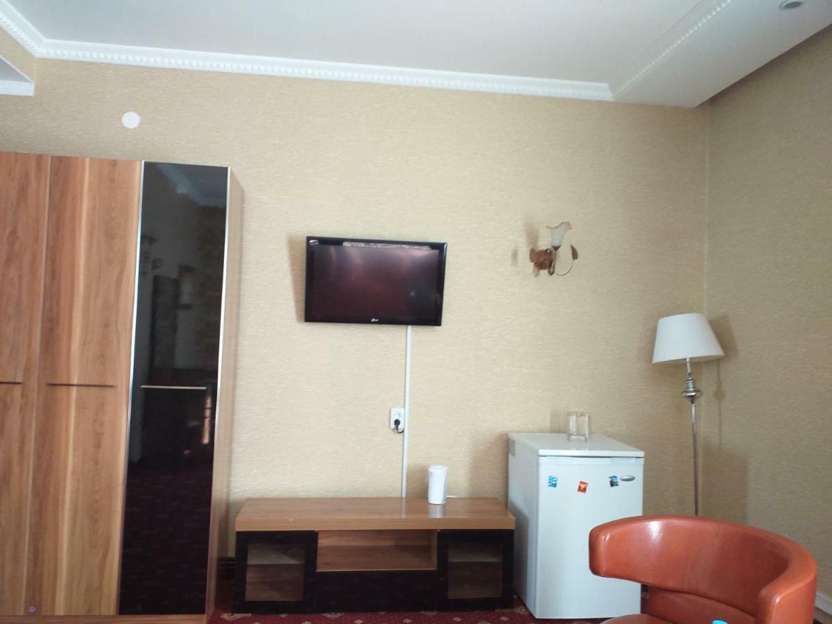 Seoul Hotel Chimkent Extérieur photo